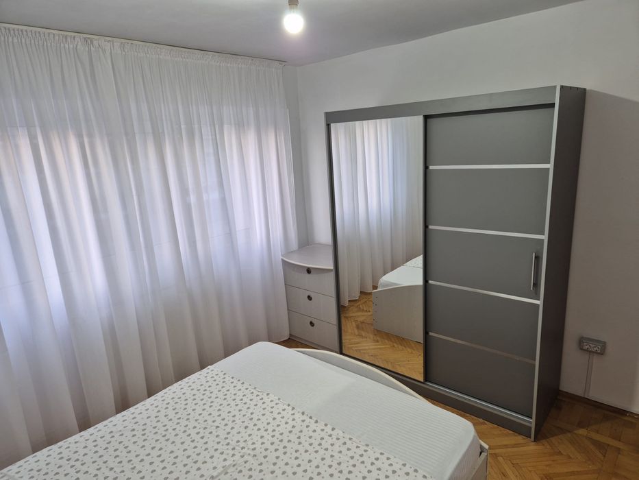 Închiriez două camere