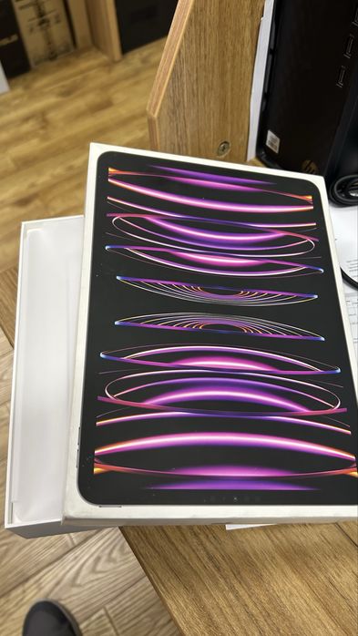 Коробка от iPad Pro 11 4Gen