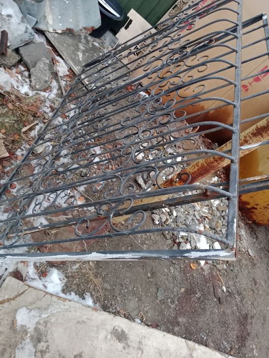 Продам решетку на окна