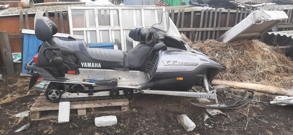 Продам снегоход ямаха