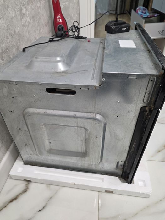 Продам встраеваемую духовку