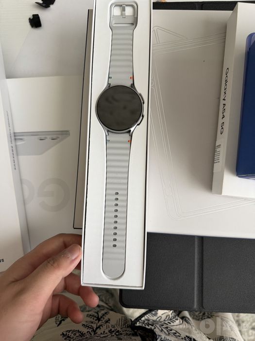 Продаётся техника Samsung Часы, Планшет и Телефон