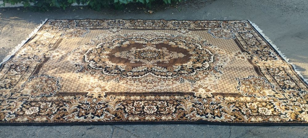 Продам ковёр производства Турция.