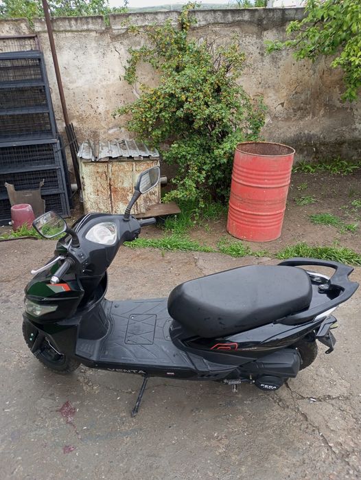 Продам скутер vehta peda