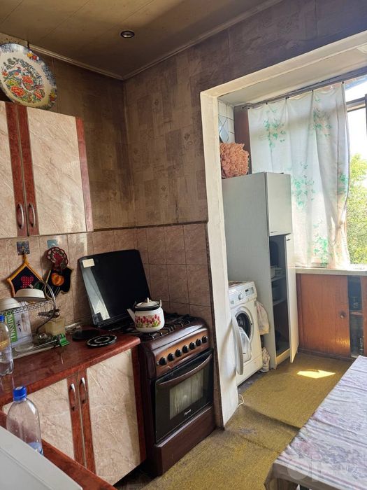 Юнусабад-13 рынок А.Дониш, метро 3/4/4 68м²