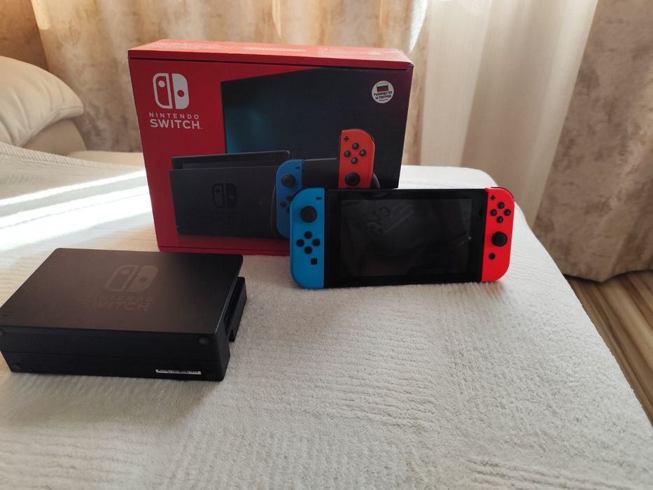 Nintendo  Switch