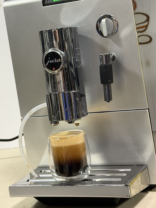 Кафемашина кафе автомат JURA ENA 9 с гаранция