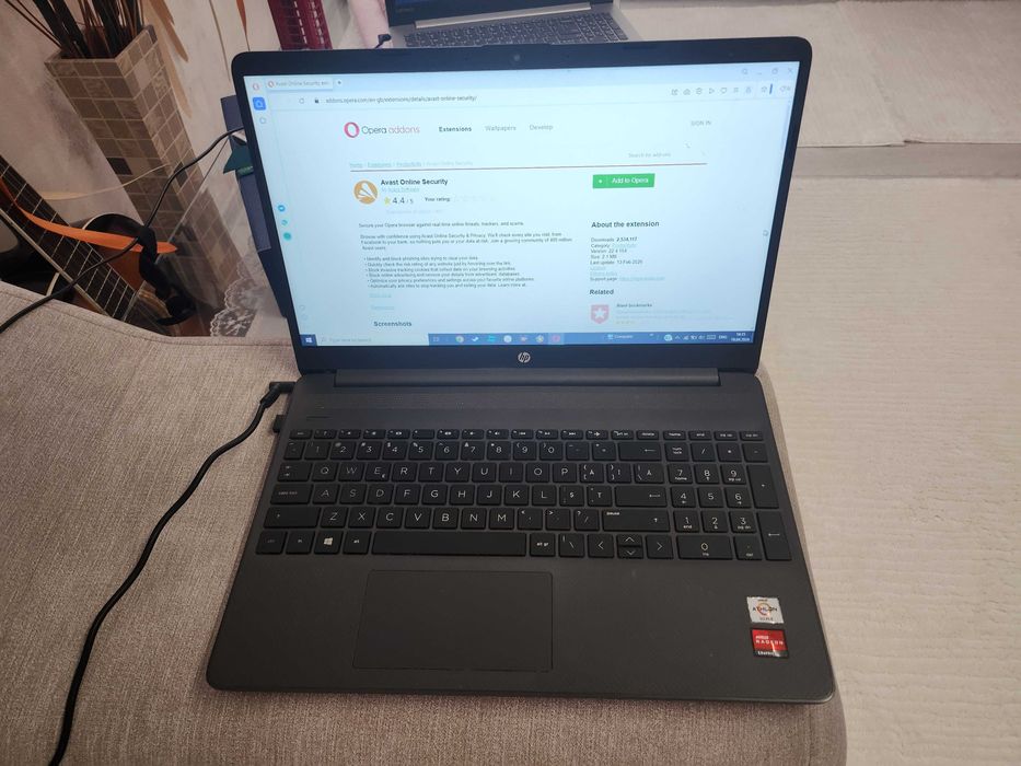 Laptop HP Model 15s