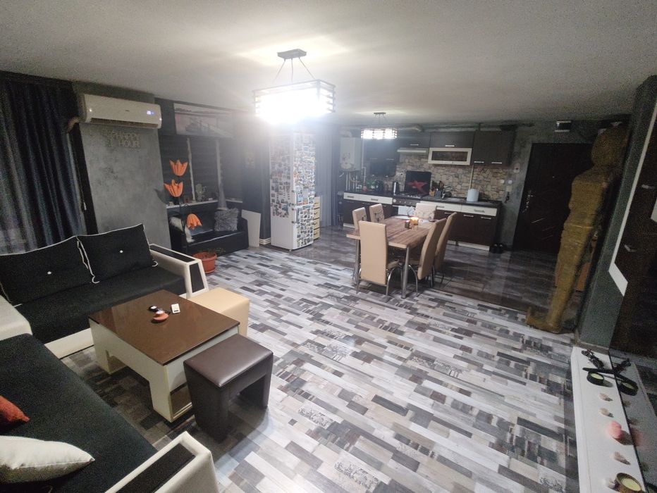 Apartament 3 camere cu mansardă