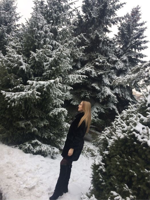 Продам норковую шубу