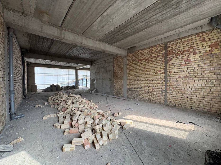 ПРОДАЕТСЯ помещение Ташкент Сити 1.300м2