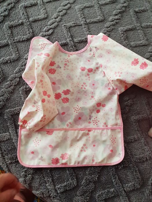 Bavetica pentru bebelus