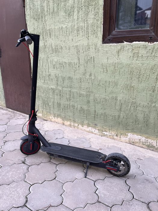 Электросамокат Xiaomi Mi M365 Pro