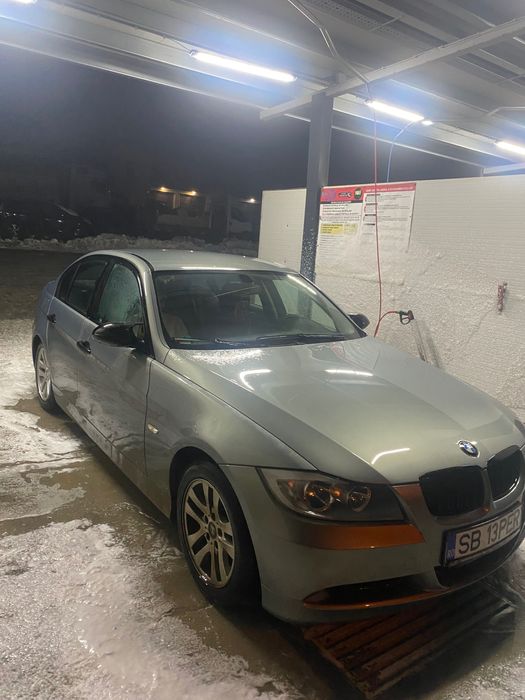 Vând sau schimb BMW E90