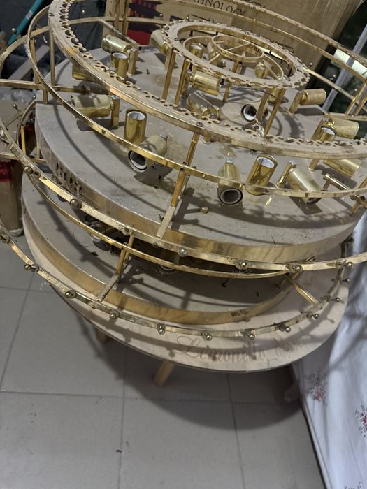 Люстра большая 2 шт