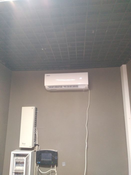 Установка сплит-систем, кондиционеров.