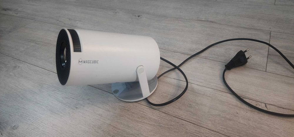 Проектор MAGCUBIC Проектор