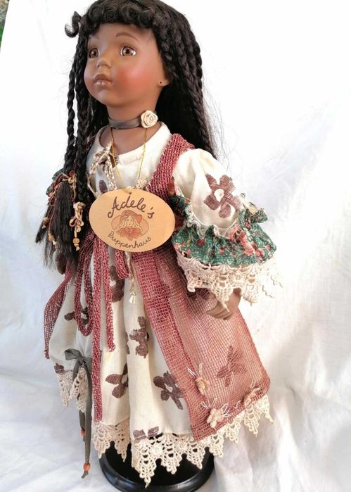 Лимитирана порцеланова кукла Yola №501 от 1000 – Автор: Adele