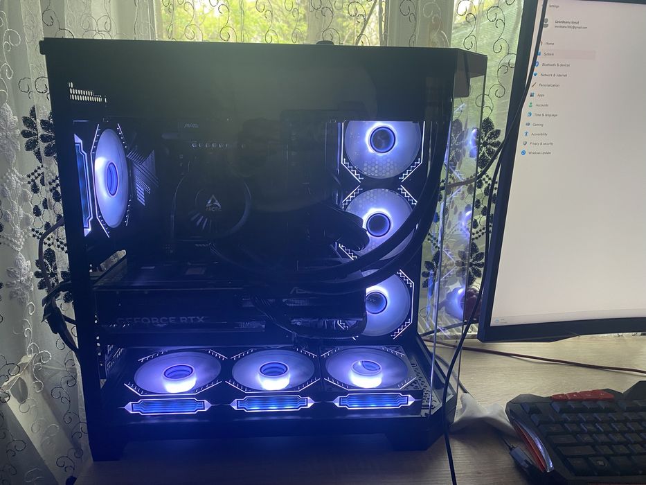 System gaming complet high-end ryzen 7 7800x3d rtx 5070 12gb 32gb ram 6000mhz / monitor 32 inchi 2k 165hz etc. !URGENT!