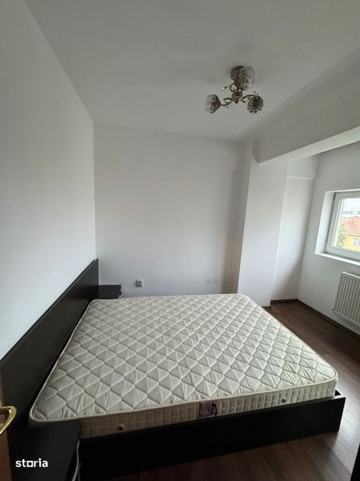 Apartament modern, zona centrala, etaj intermediar, lift