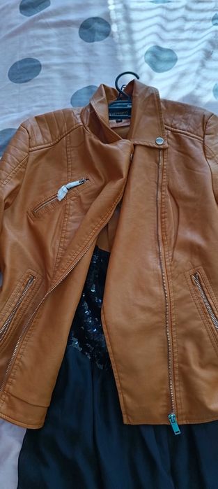 Кожено яке дамско М рр