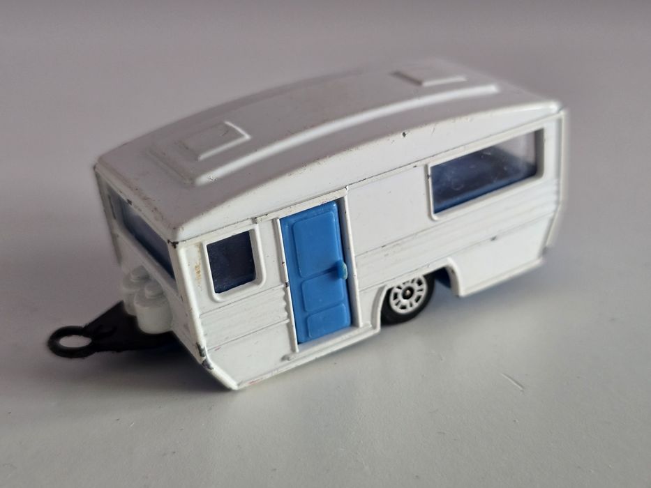 Macheta Rulotă corgi