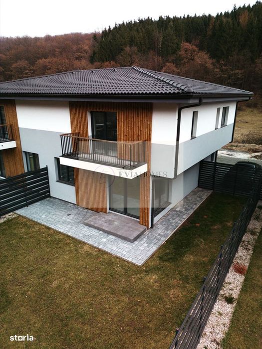 Duplex 4 camere/120 mp utili/ 180 mp curte/ Florești/Comision 0%
