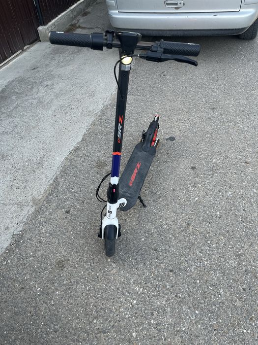 Trotineta electrica Aprilia srs
