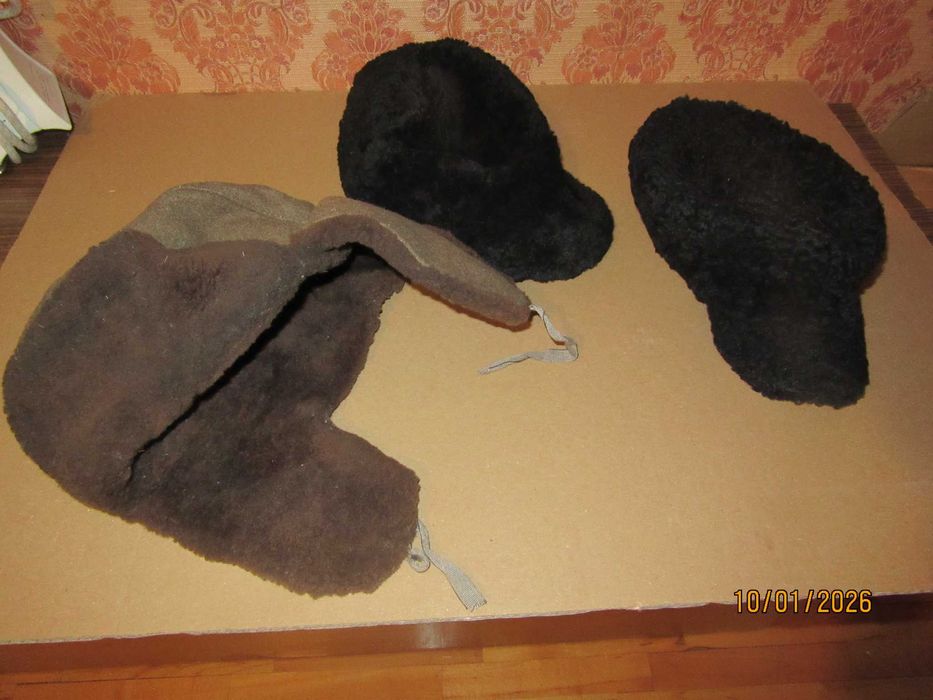 Стар милиционерски шинел , ушанка