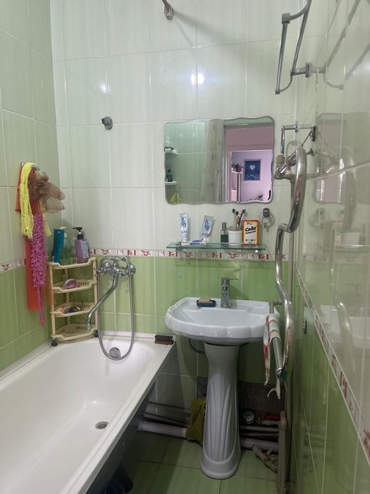 Продается 2 ком.квартира Восток микр