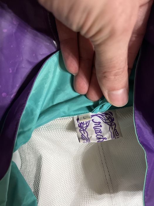 Продам ветровки и дождевик