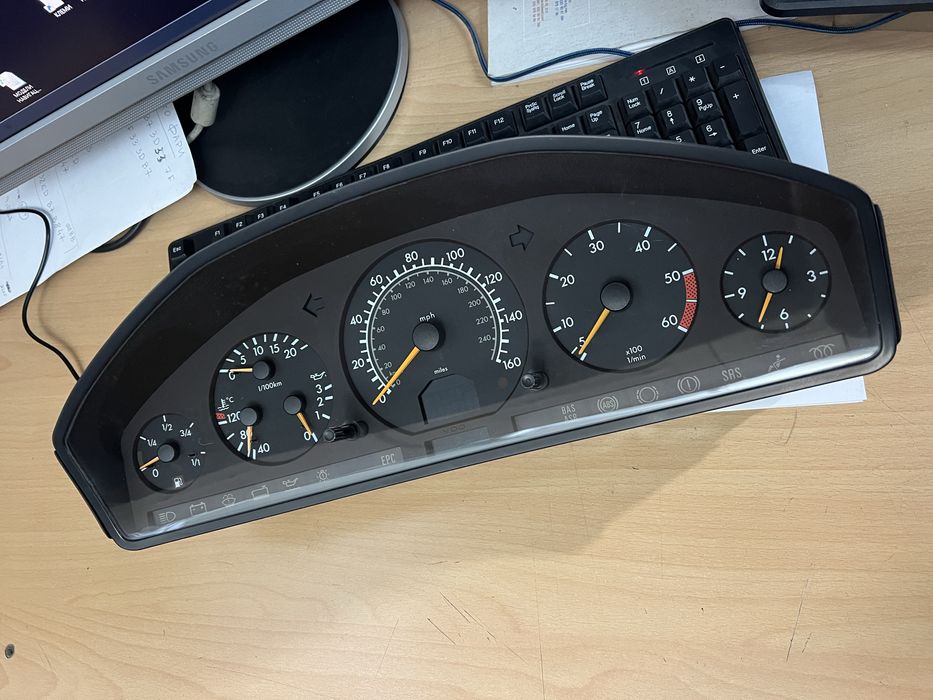 Километраж Мерцедес r129