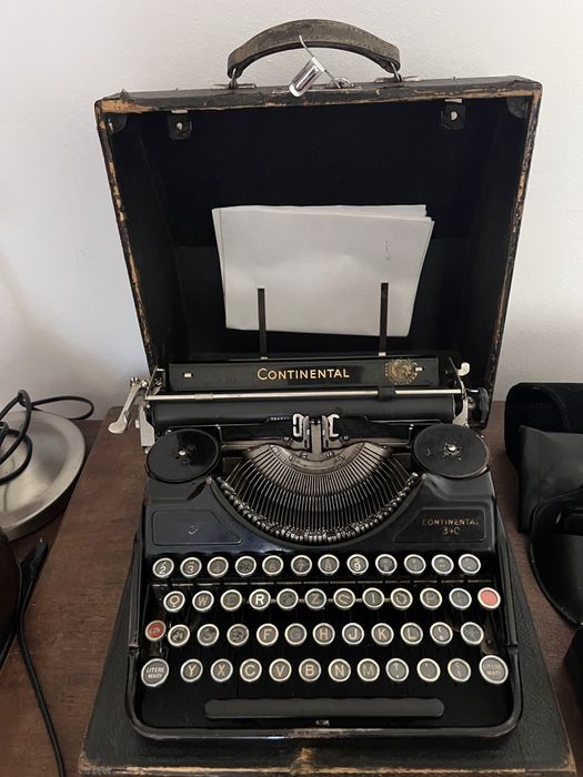 Masina de scris Continental