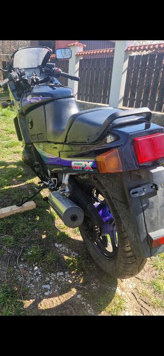 Продавам Kawasaki GPX600
