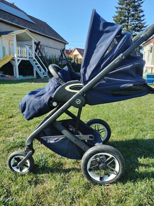 Vând cărucior Cybex