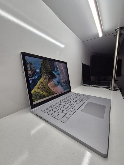 Surface book 3 Core i7/GTX 1650