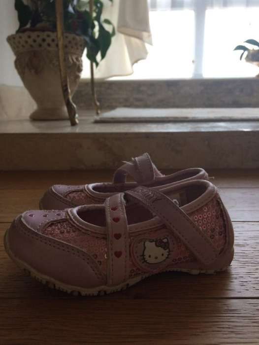 Pantofi fetite Hello Kitty nr. 24