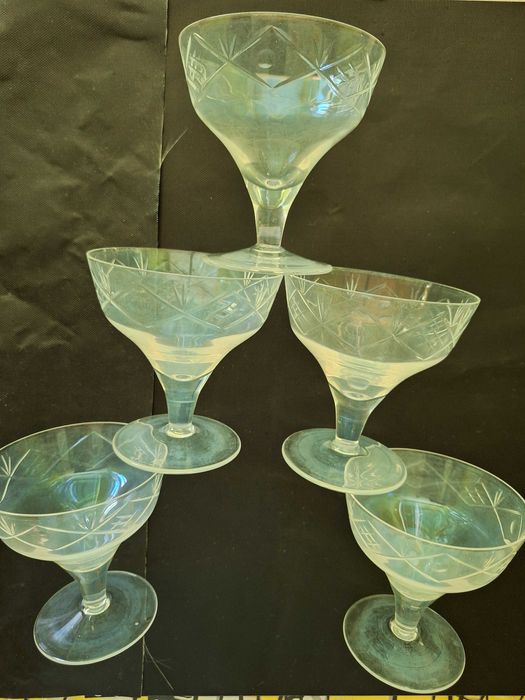 Кристални чаши употребявани