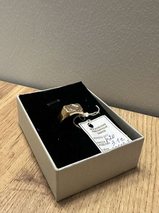 Золотая печатка 585