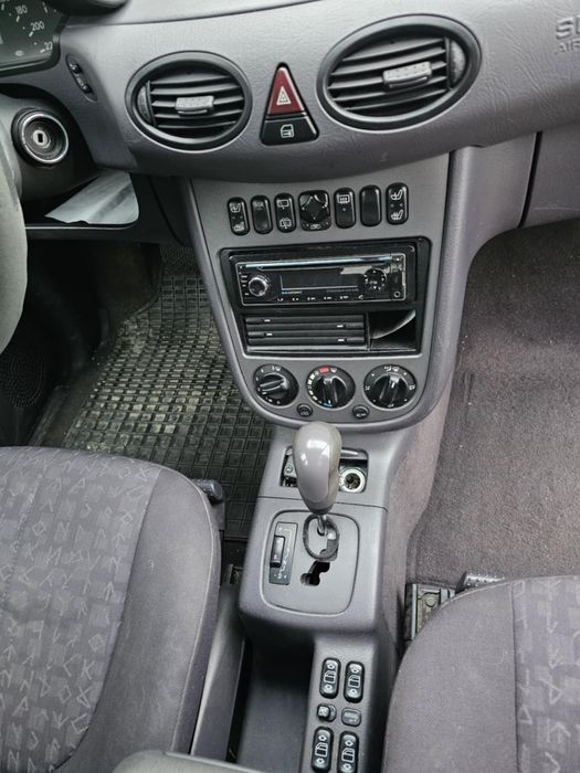 Mercedes A140 argintiu