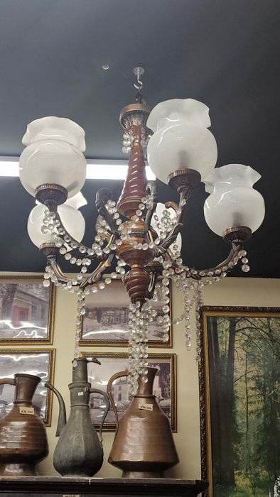 Люстры  эпохи СССР.