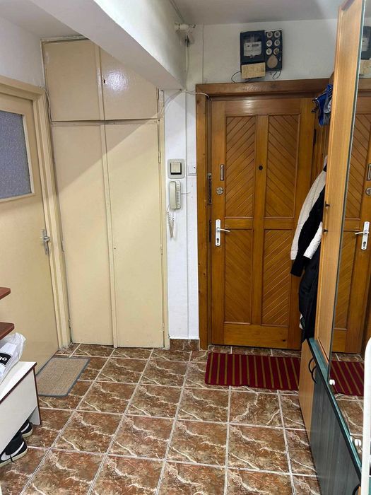 3000 lei  -inchiriez ap.4 camere ,parang nr.8 manastur cluj-napoca