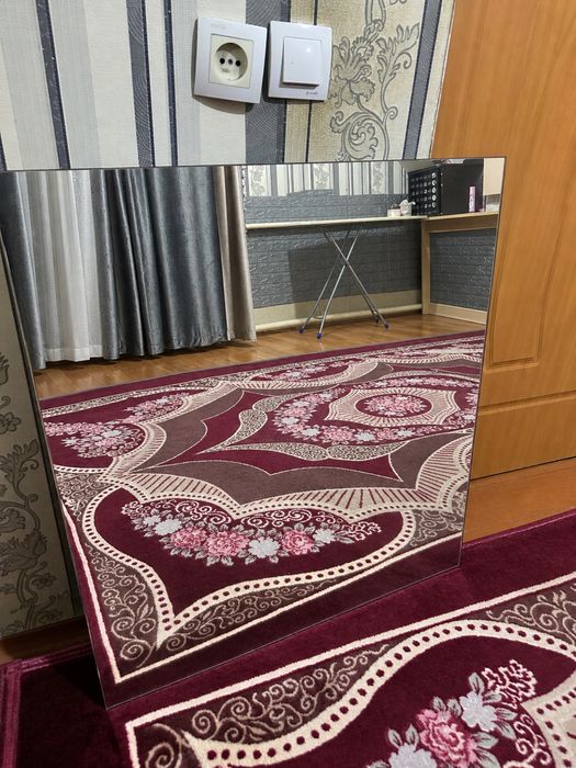 Зеркало 70*80 с креплениями