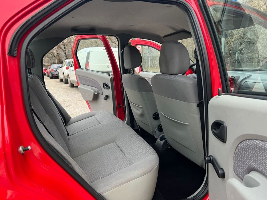 Dacia Logan Laureate 1.6 MPI KM Doar 28.000 reali