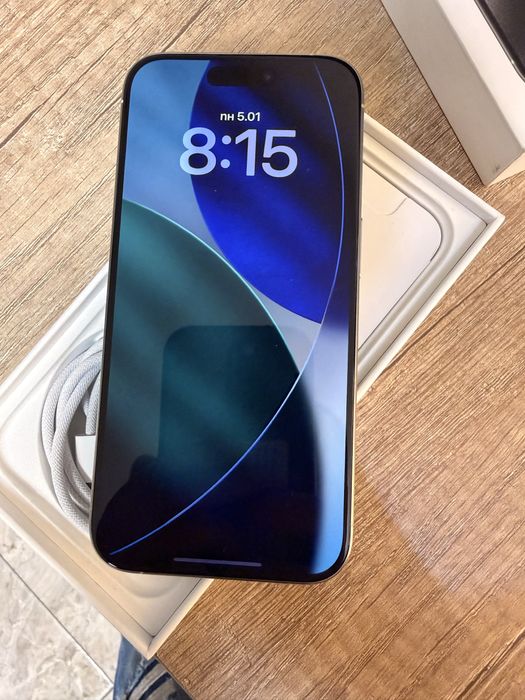 Iphone 15 pro 256- Е сим - Заключен към оператор