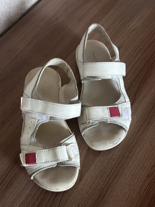 Сандали на девочку (кожа, 32 р-р)