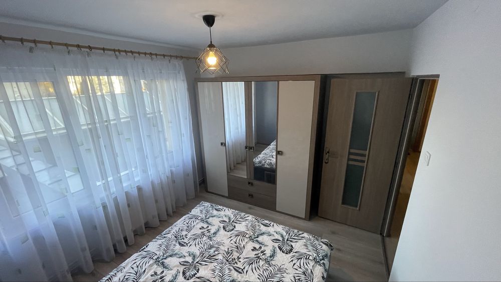 De Inchiriat Apartament 3 camere
