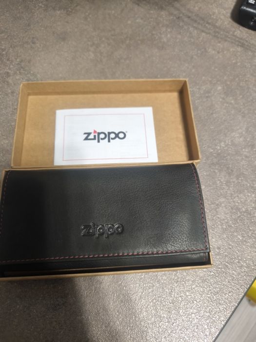 Portofel zippo nou