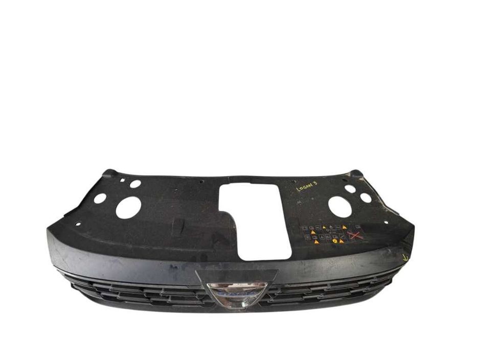 Grila fata Dacia Logan 3 cod piesa 623103394R(mic defect)