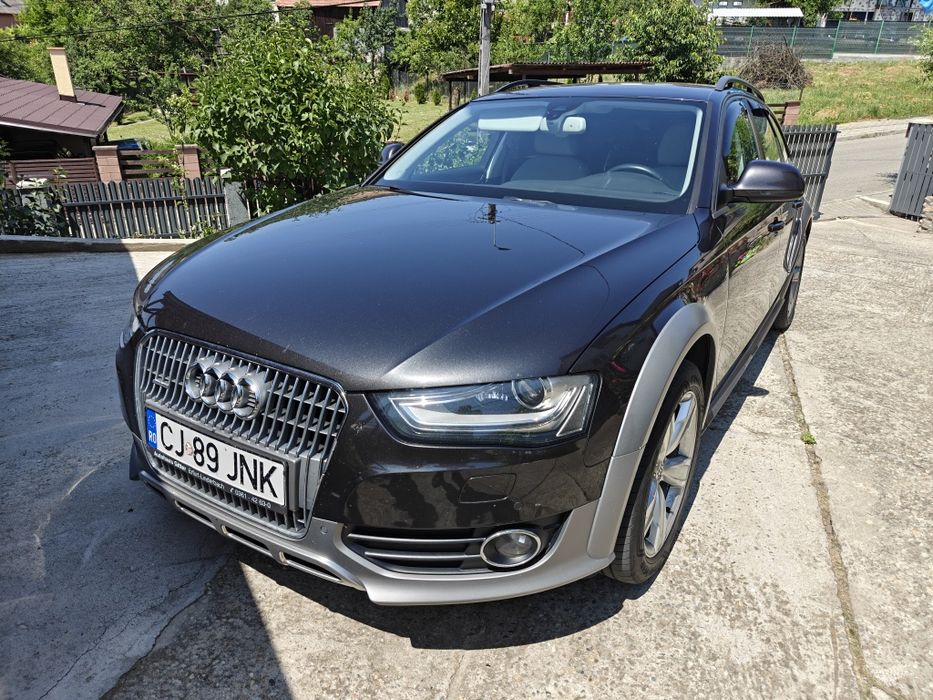 Vând Audi A4 Allroad 2013